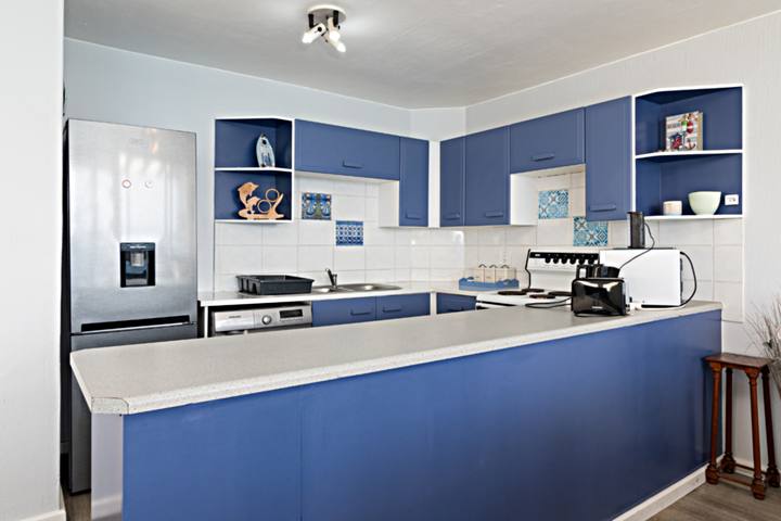 Chakas Cove 49 Kitchen